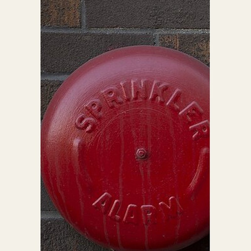 Fire alarm bell, vibrating type
