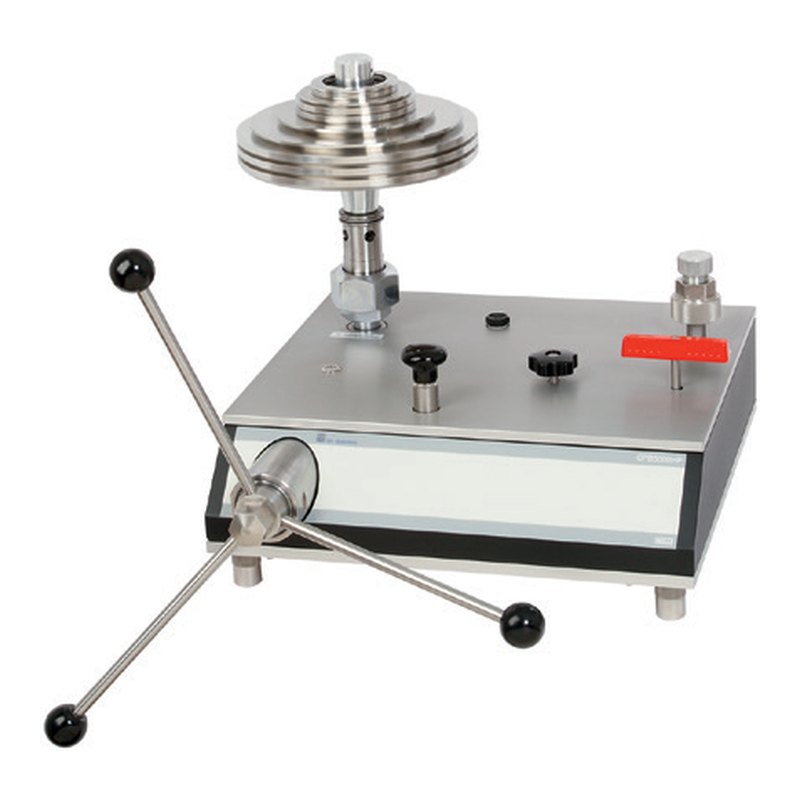 WIKA CPB5000HP high-pressure pressure balance, up to 5,000 bar