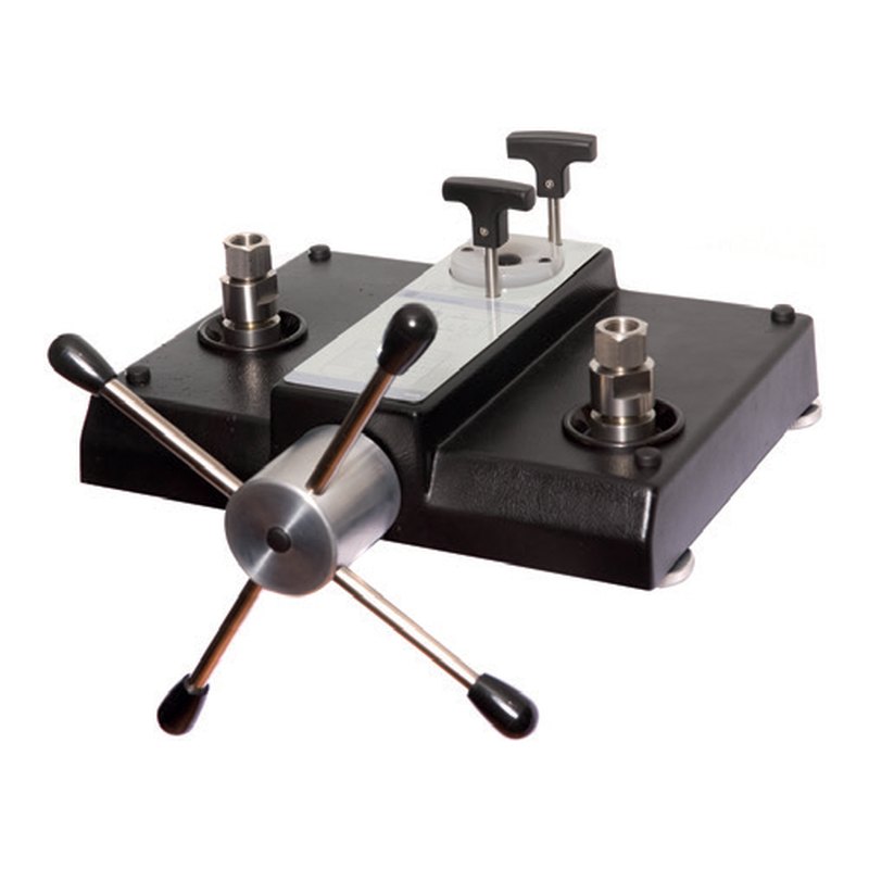 WIKA CPP1200-X hydraulic comparison test pump, 0–1200 bar